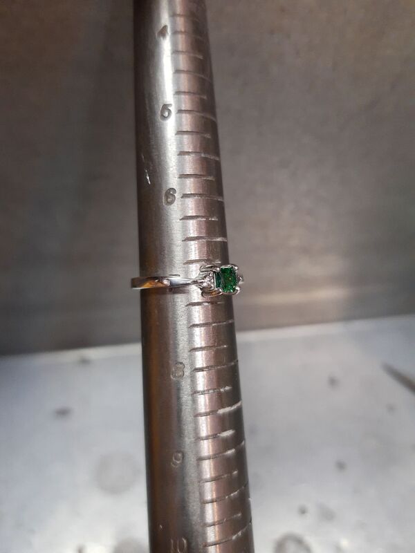 Gallery Bench Jewellery