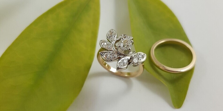 Custom Engagement Rings: How Customization Enhances the Emotional Connection