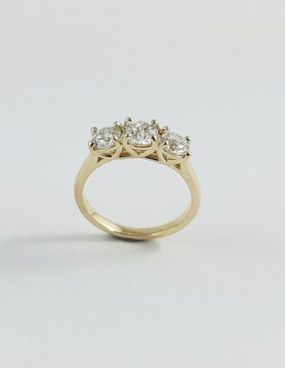 14KY 3 Diamond Ring