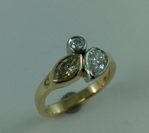 Yellow Marquise Ring 18KY 19KW