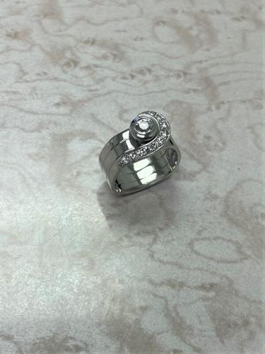 Custom Diamond White Gold Wedding Set