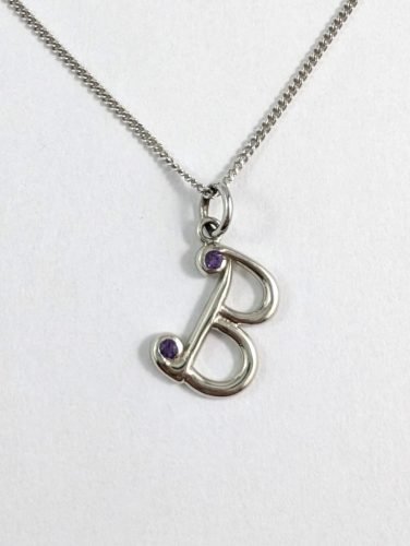 18KW B Pendant With Amethysts