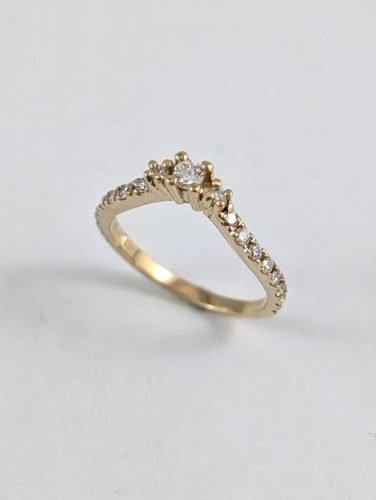 18KY Diamond Contour Band